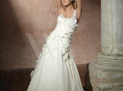 YAPRAK abiye gelinlik moda evi